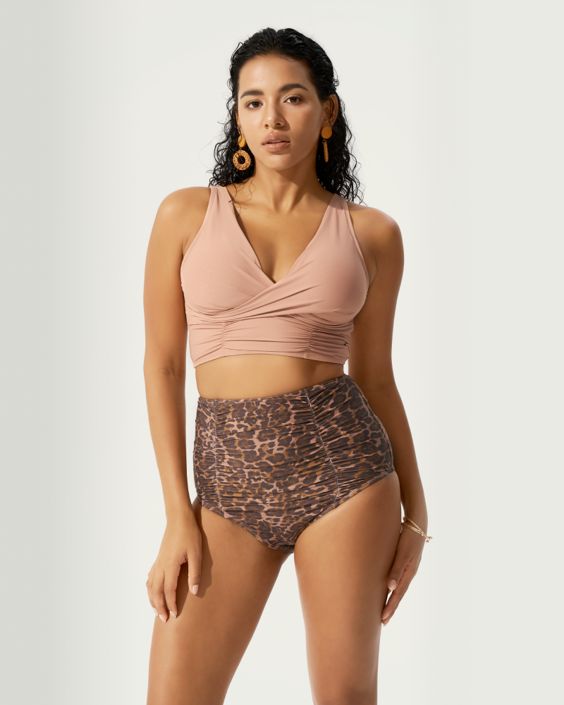 Tank-style leopard print tankini set