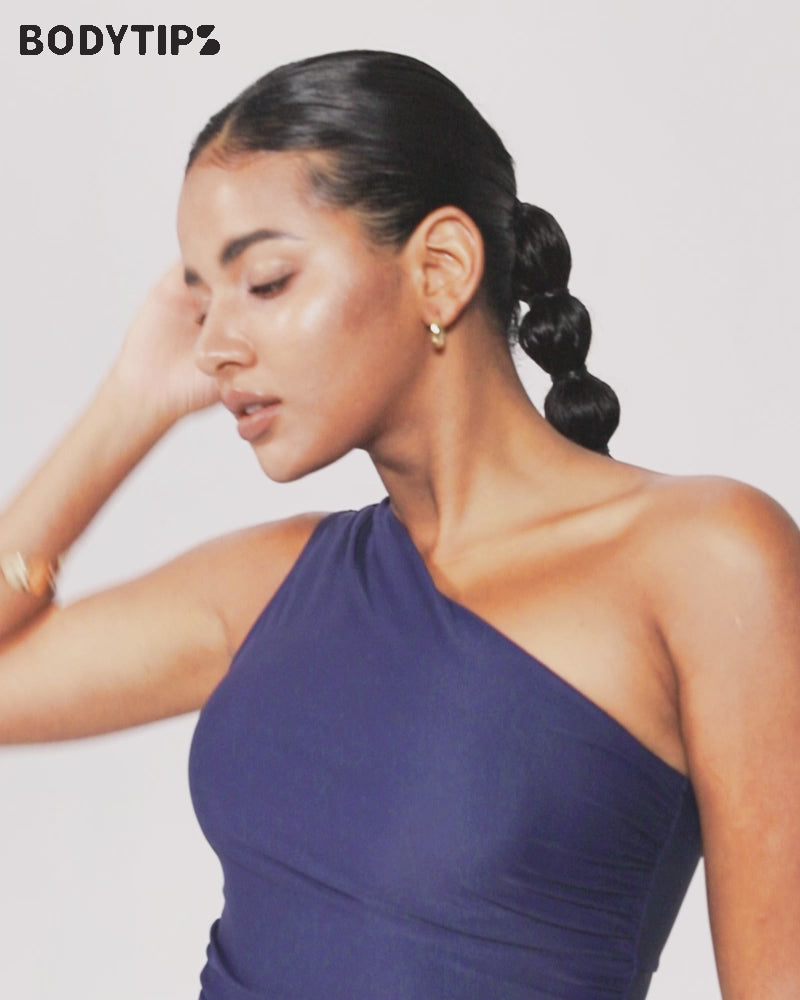 Off-the-shoulder one-piece swimsuit